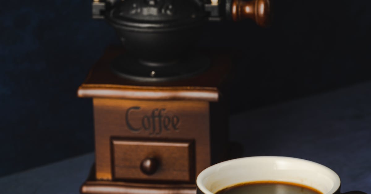 Alternativa metoder för att mala kaffebönor utan en kaffekvarn